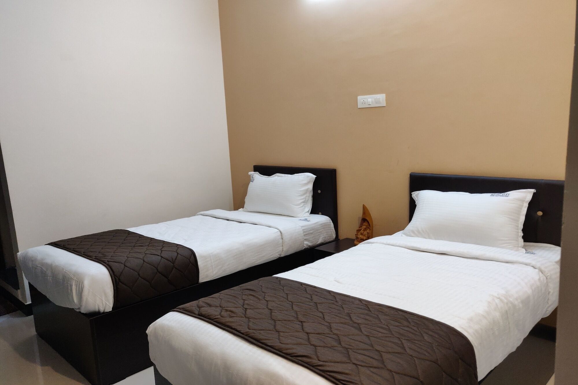 Oyo Flagship 24147 Royal Stay Singanallur Екстер'єр фото